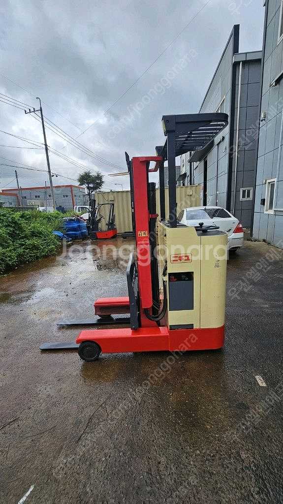 특가 니찌유 입식 1.3톤 전동지게차 3M 300만--2