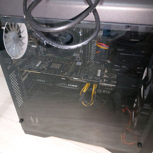 라이젠 3600 & RTX2080TI 컴퓨터본체 팝니다