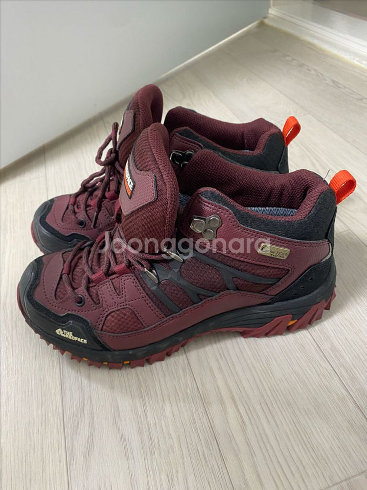레드페이스 콘트라 불칸 미드 등산화--2