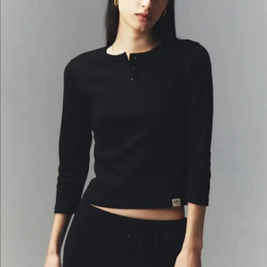 글로니 glowny 3/4 BUTTON FLY TEE