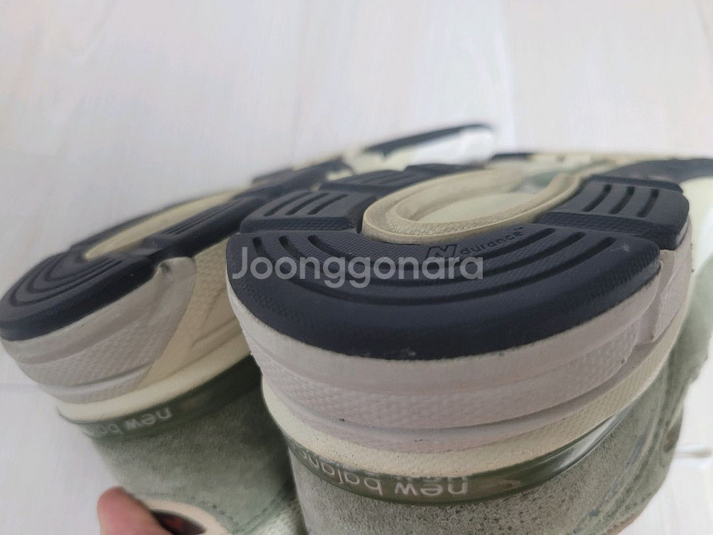 뉴발란스 v4 245mm u.s.a 생산 상태최고--4