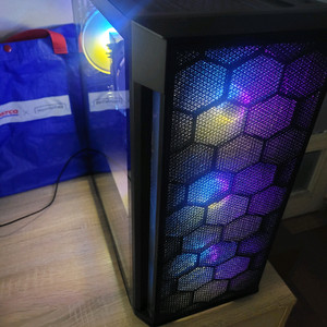 라이젠 5800X 64G RTX3070TI 특민트본체