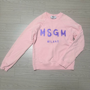 정품 msgm 여성맨투맨 M 실착4회 거의 새상품