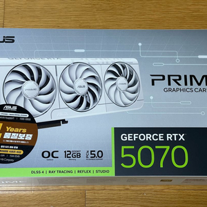 미개봉 새제품 ASUS 프라임 RTX 5070 화이트