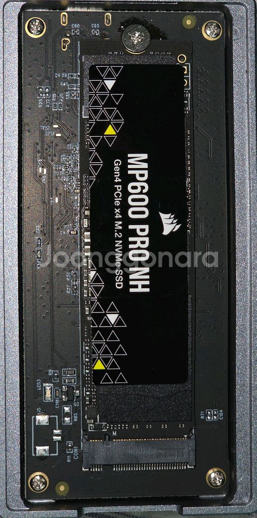 커세어mp600pro nh 8tb--0