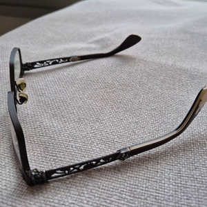 크롬하츠안경판매 이미지