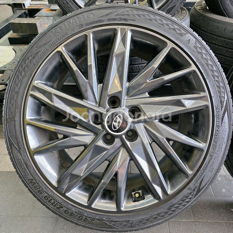 더 뉴 그랜져 IG 19인치 캘리그라피 휠타이어 세트--1