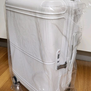 브라이튼 벤트너 여행가방 캐리어 51cm 20인치 새상