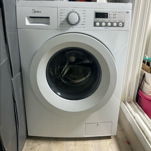 미디어 드럼 세탁기 MW-F902W 9kg 팝니다