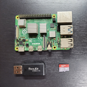 라즈베리파이4 model B+32GB SD카드+리더기