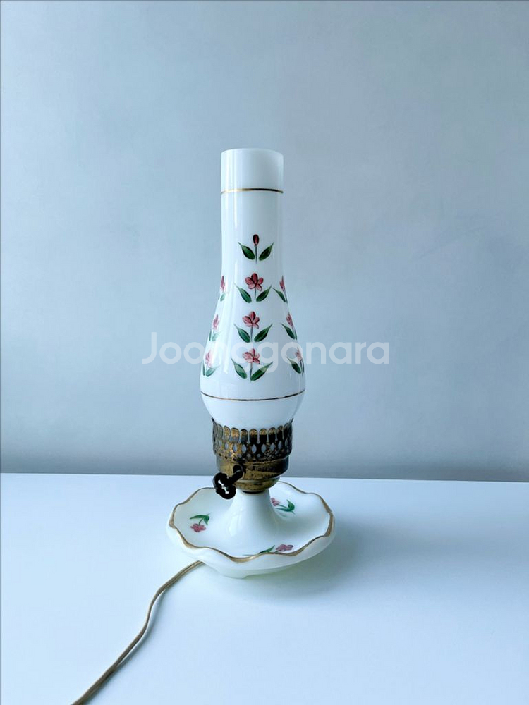 빈티지 밀크글라스 램프 조명--1