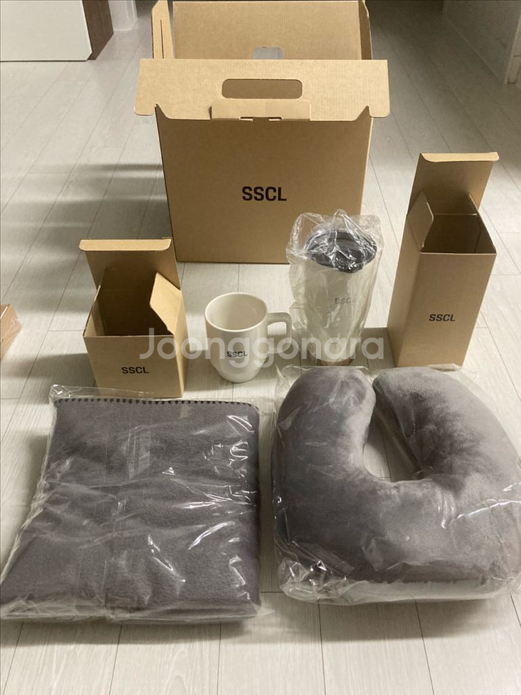 포르쉐 목베게,담요,텀블러,컵 세트 판매--0