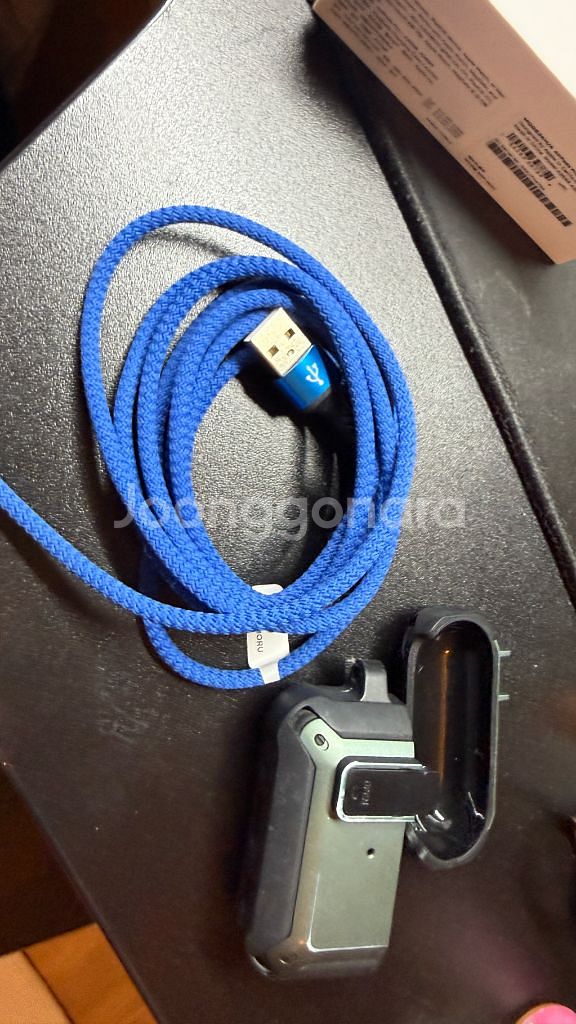 에어팟 프로2 8핀 24년 1월 리퍼받은 제품 팜--9