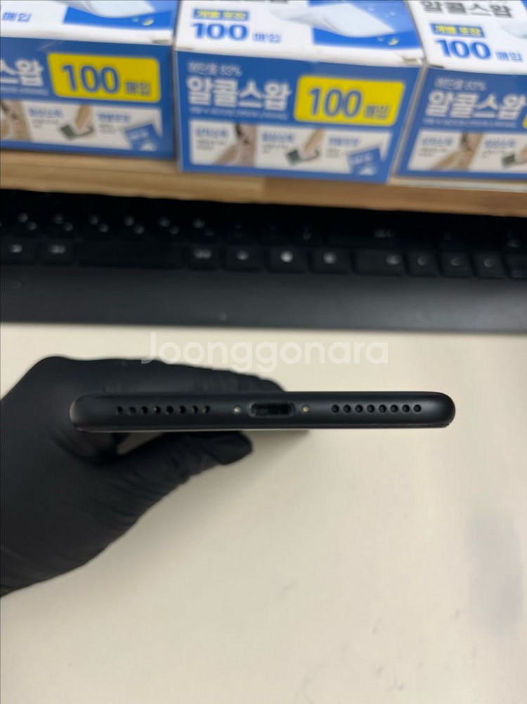 아이폰7플러스 128G 블랙 S급!--3