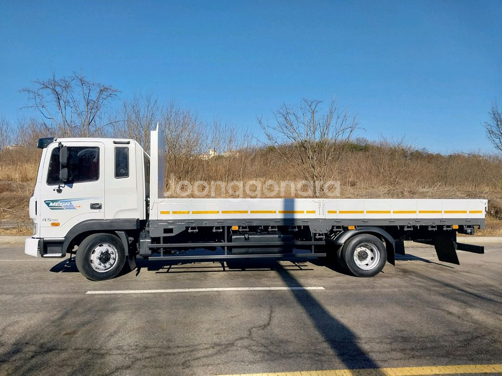 메가트럭초장축카고판매합니다--1