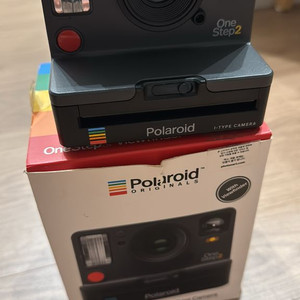 폴라로이드 오리지날 원스텝2 폴라로이드 카메라 블랙