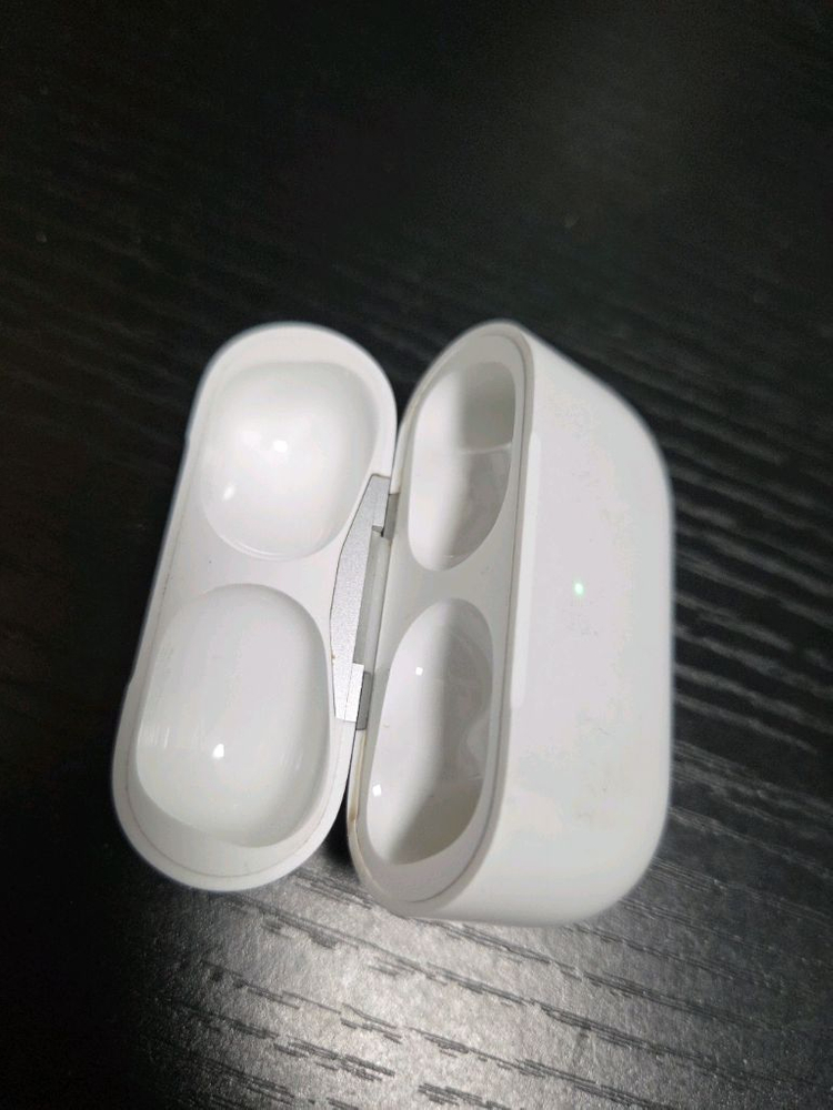 에어팟프로 본체 C타입 판매합니다 이미지