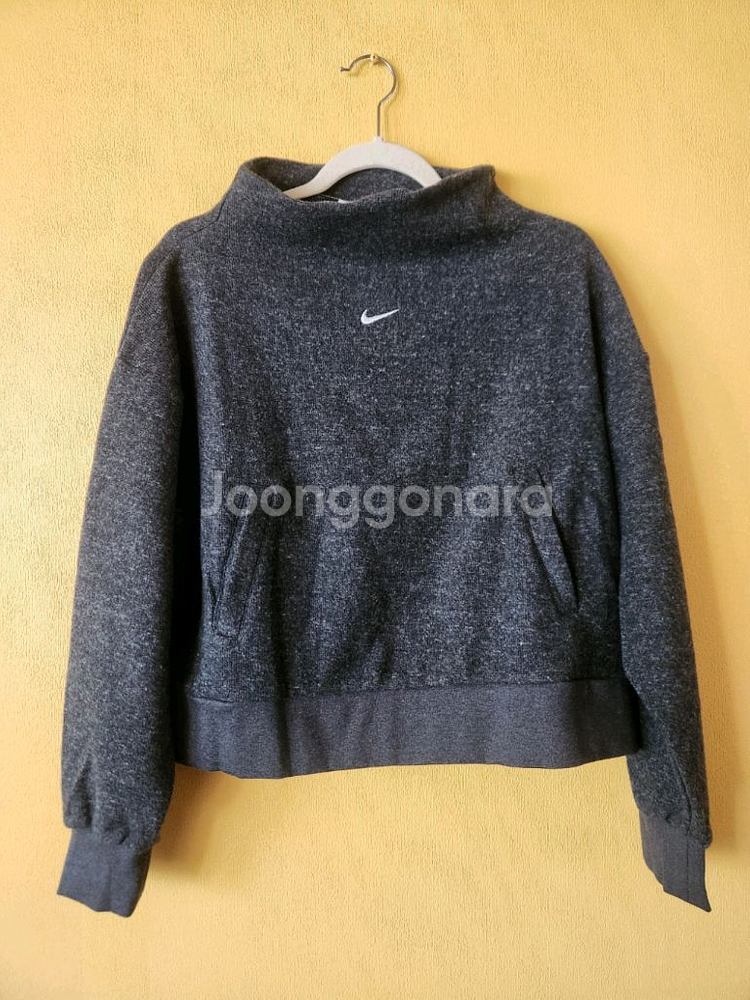 (새상품)나이키 여성 써마핏 모크넥 티셔츠--3