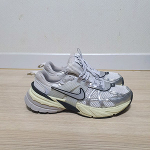 나이키 v2k 런 운동화 사이즈 260