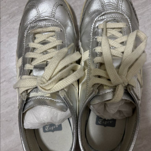 오니츠카운동화 220