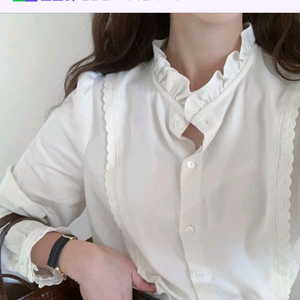 러빈데어 반목 레이스 블라우스