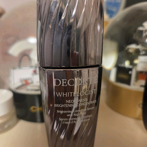 데코르테 화이트로지스트 네오제네시스 브라이트닝 컨센트레