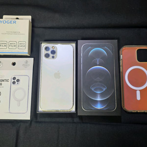 아이폰 12 프로 화이트