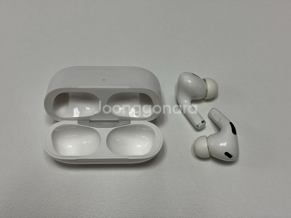 AirPods Pro 2세대 라이트닝 (풀박)--2