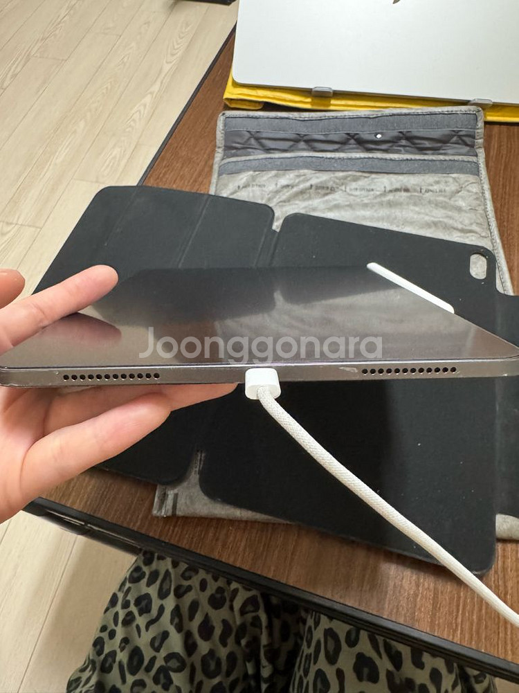 아이패드 에어 5세대 64gb + 애플펜슬--3