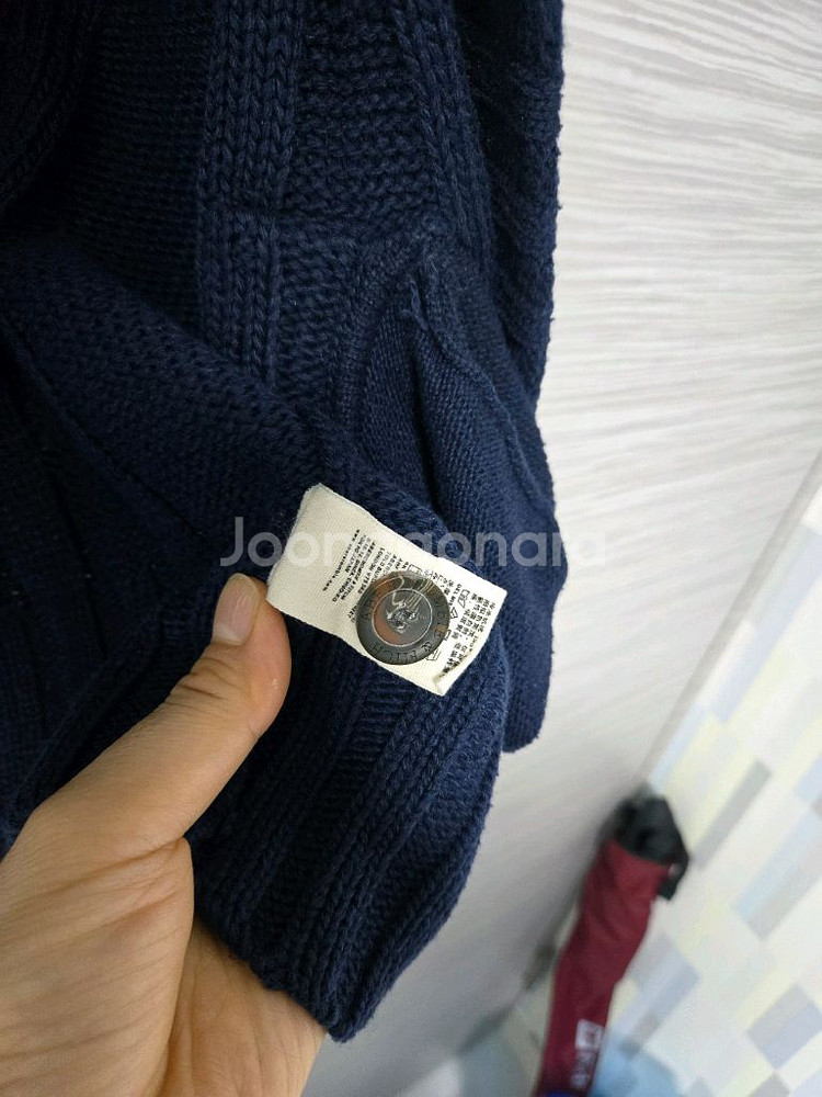 아베크롬비 니트자켓팝니다--3