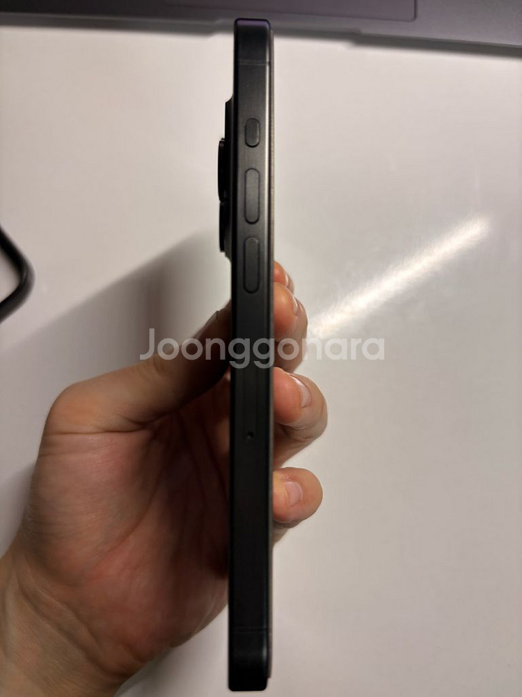 아이폰 15프로 128gb 자급제 판매합니다!!--2