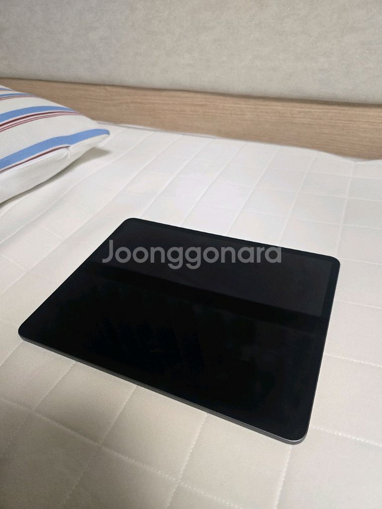 아이패드 프로 3세대 256g (키보드 +애플펜슬 2)--1