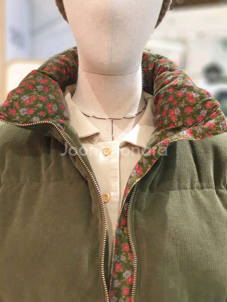 새상품 치키타 코듀로이 점퍼 숏패딩 카키 1사이즈--3