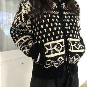 마크들리 노르딕 가디건 블랙