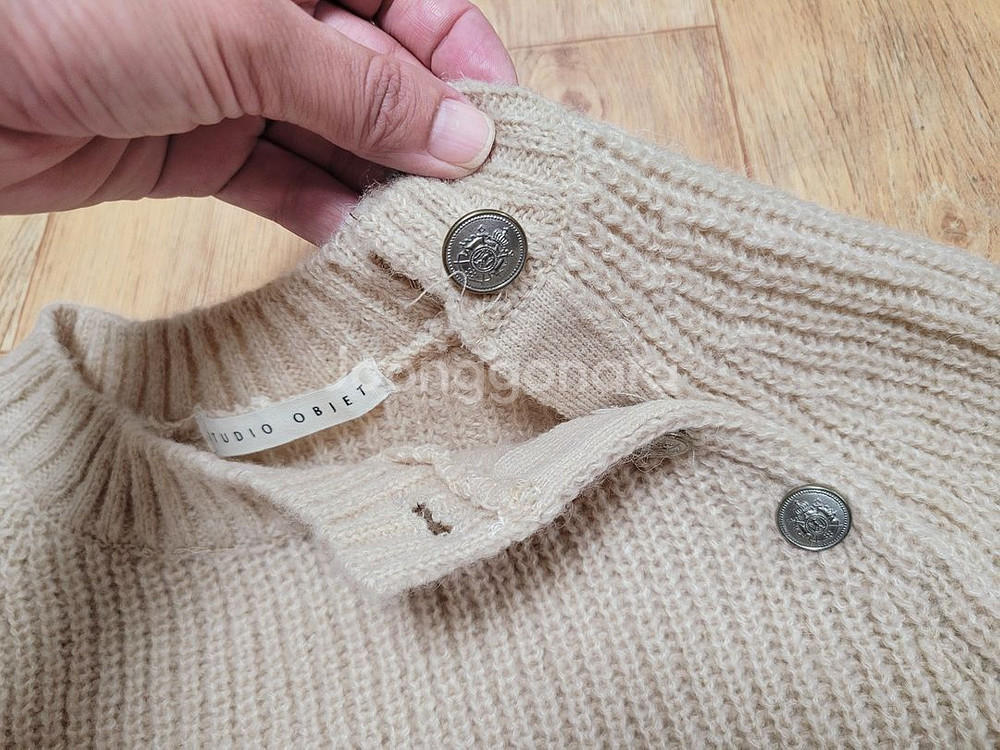 오브제(OBJET) 카시아 버튼니트 프리사이즈 새상품--3