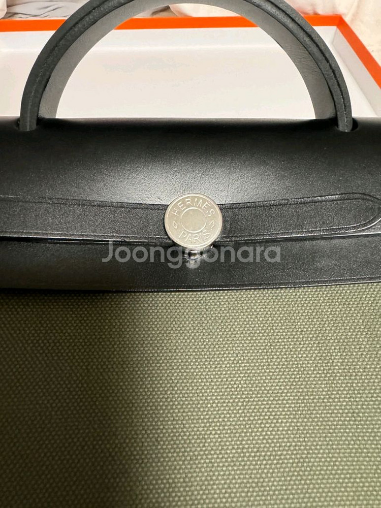 에르메스 에르백 39 메신저 카키색 판매합니다--3