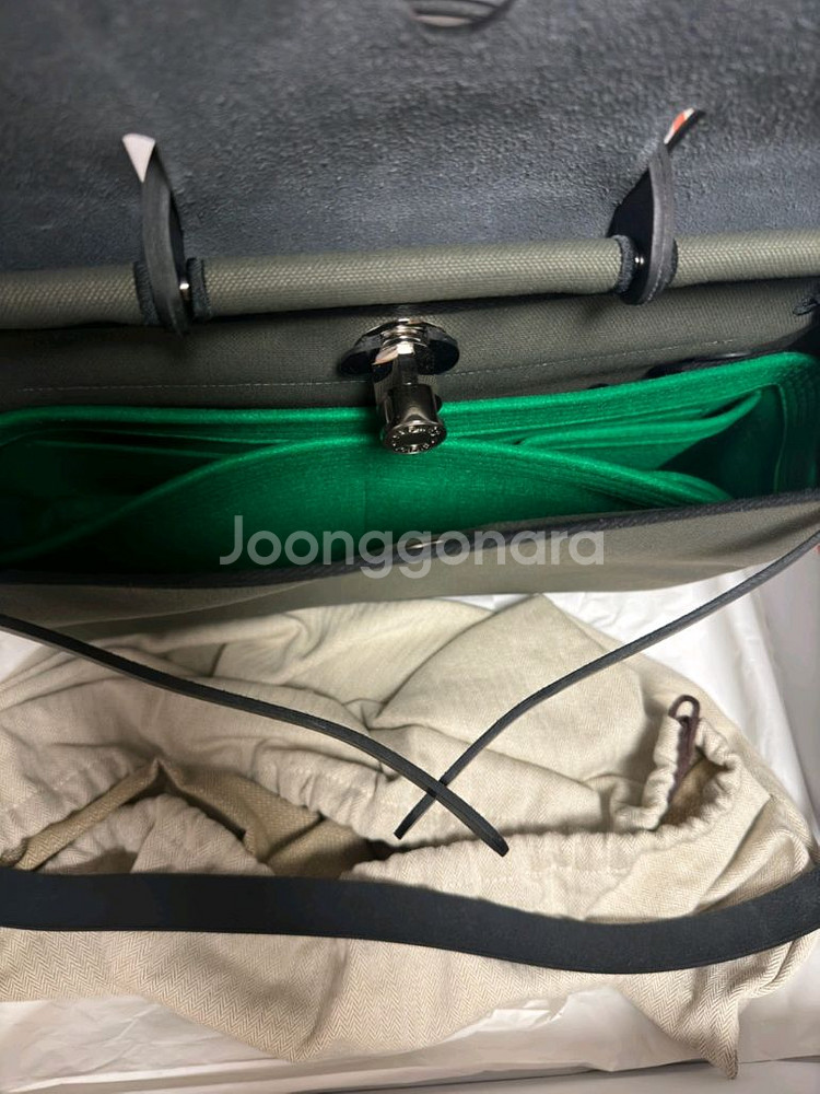 에르메스 에르백 39 메신저 카키색 판매합니다--5