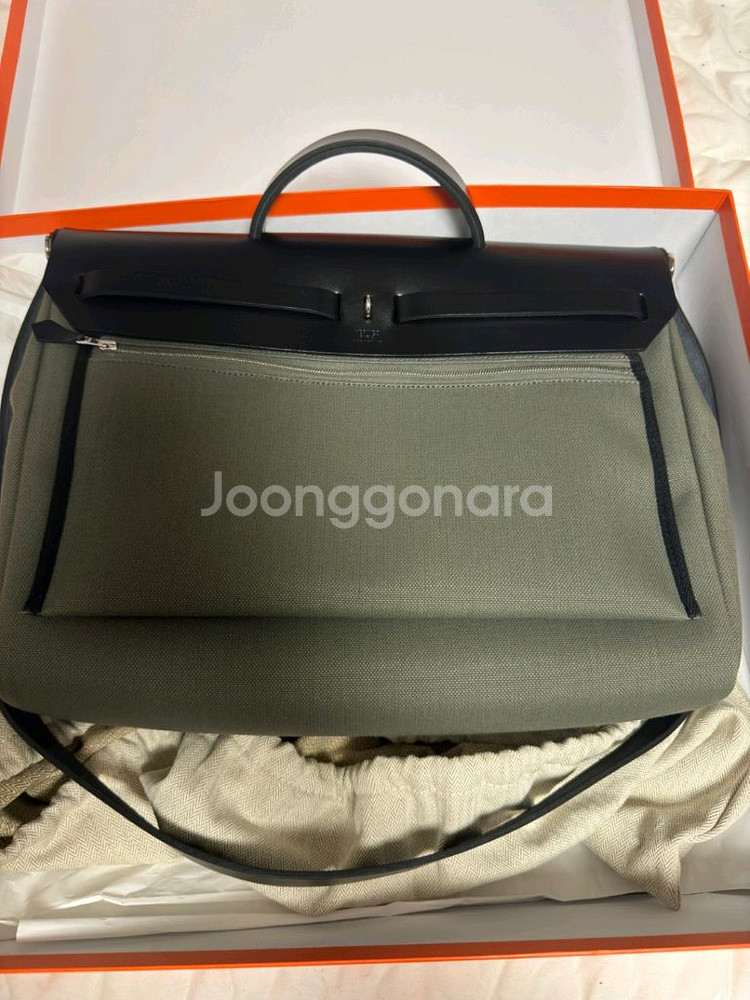 에르메스 에르백 39 메신저 카키색 판매합니다--6