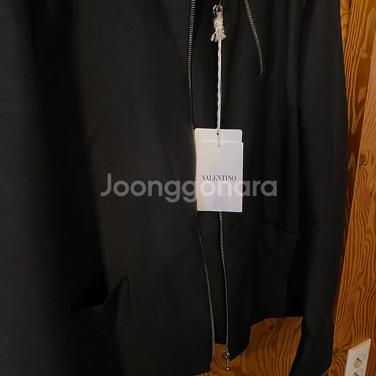 발렌티노 비즈 모헤어 봄버 자켓 판매 합니다.--4