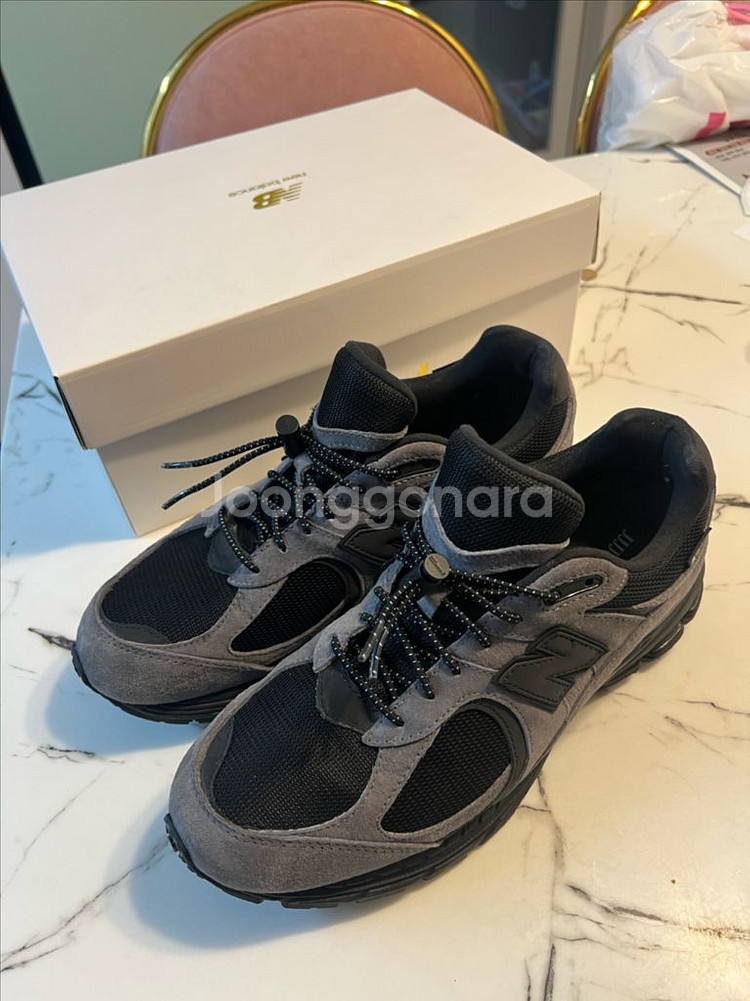 뉴발란스 x JJJJound 2002R 고어텍스 275--0