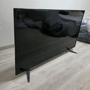 프리즘 4K UHD TV 43인치 팝니다
