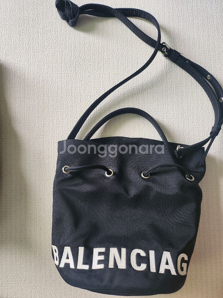 발렌시아가 버킷백xs--1
