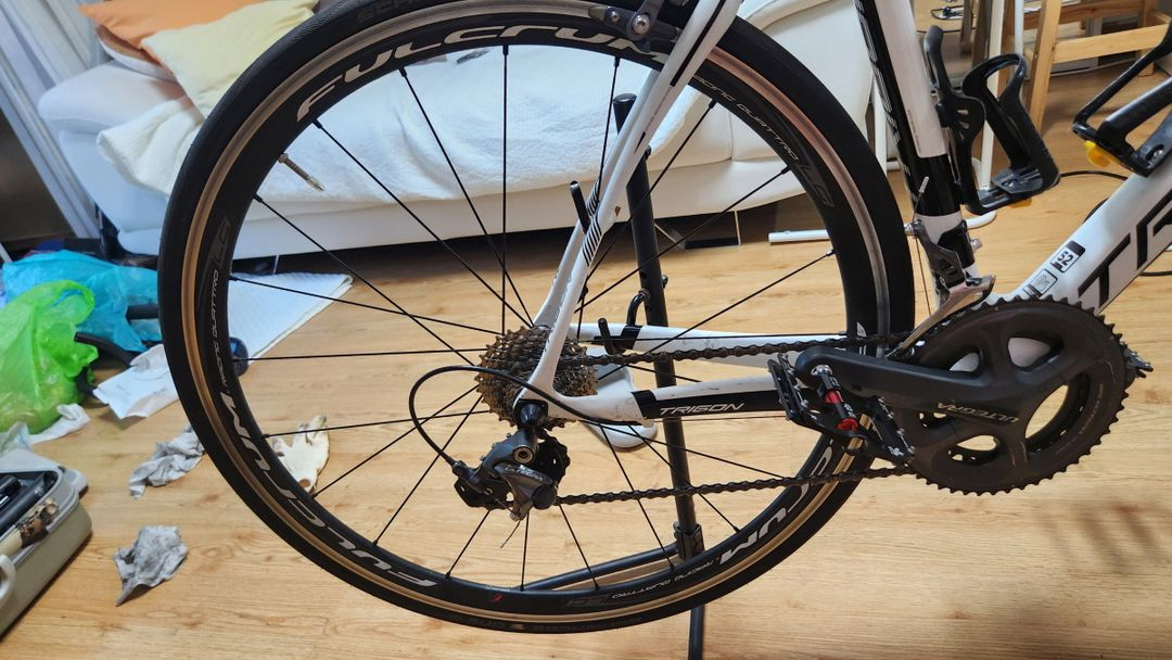 트리곤다크니스SL-2 (풀업글,울테그라 8000) 이미지