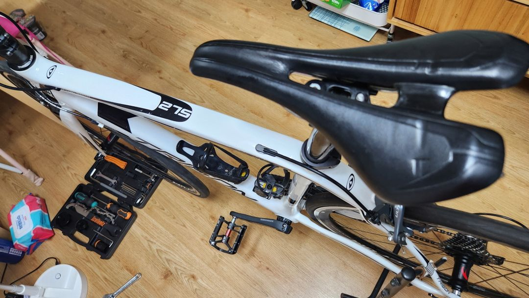 트리곤다크니스SL-2 (풀업글,울테그라 8000) 이미지