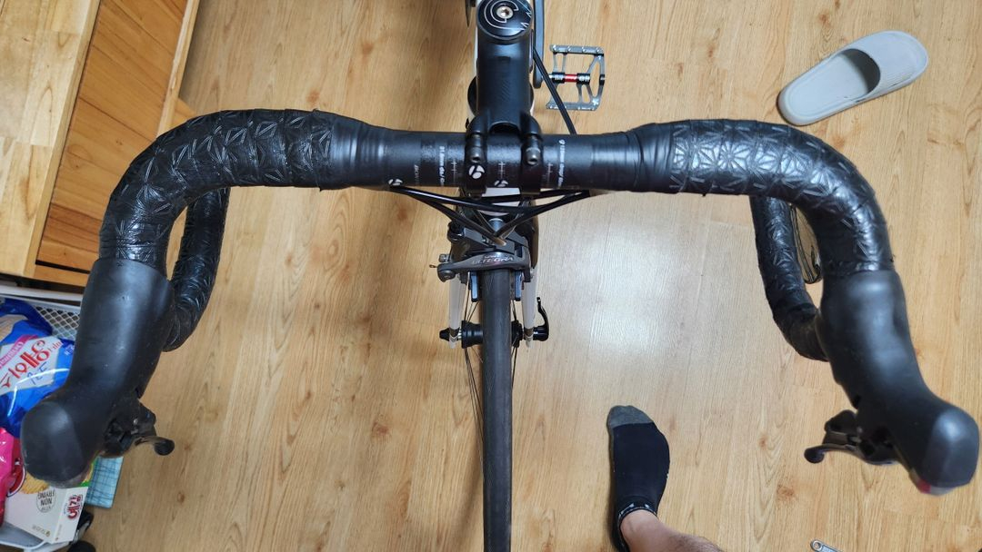 트리곤다크니스SL-2 (풀업글,울테그라 8000) 이미지