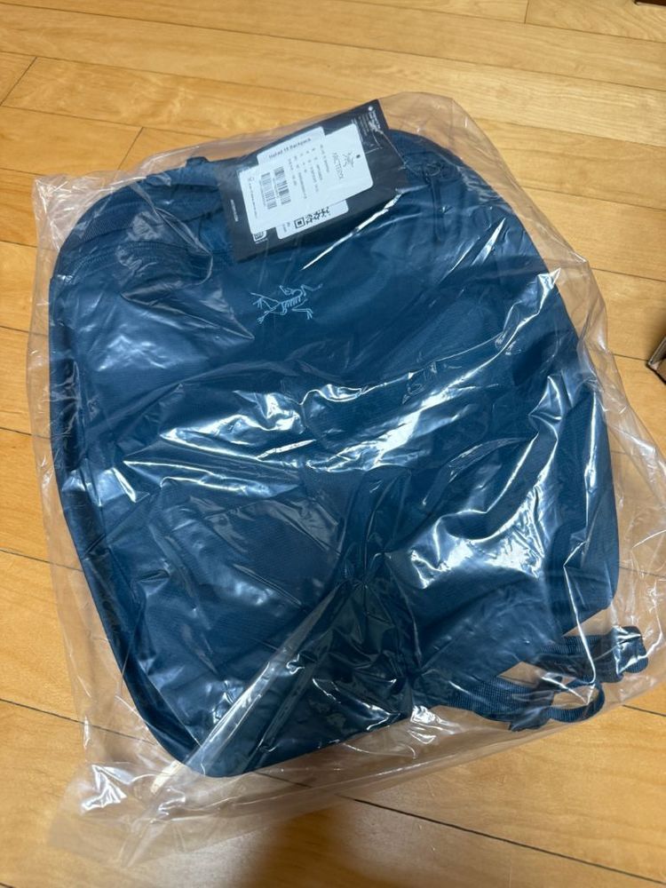 아크테릭스 헬리아드 15 백팩 나이트스케이프 새상품--2