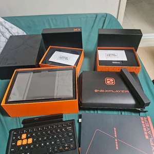 원엑스플레이어 X1 mini 8840u