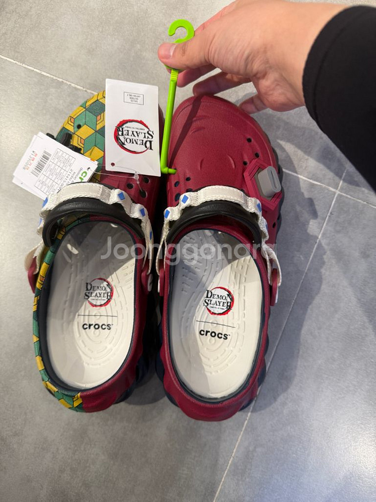 크록스 에코 마블 x 귀멸의칼날(기유) 팝니다--2