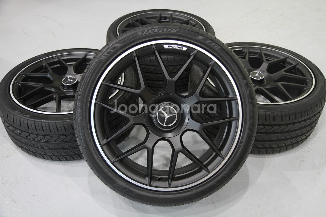 벤츠 S클래스 S63AMG 퍼포먼스 20인치 휠타이어--1