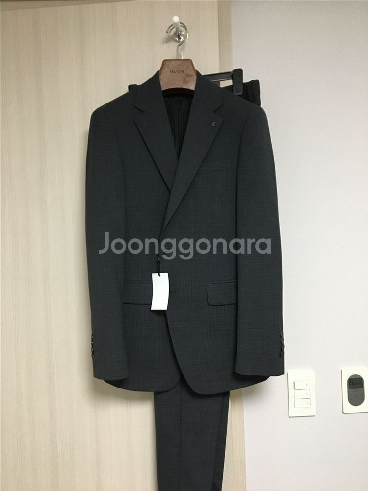 지이크 파렌하이트 정장세트 2벌 (새상품)--1